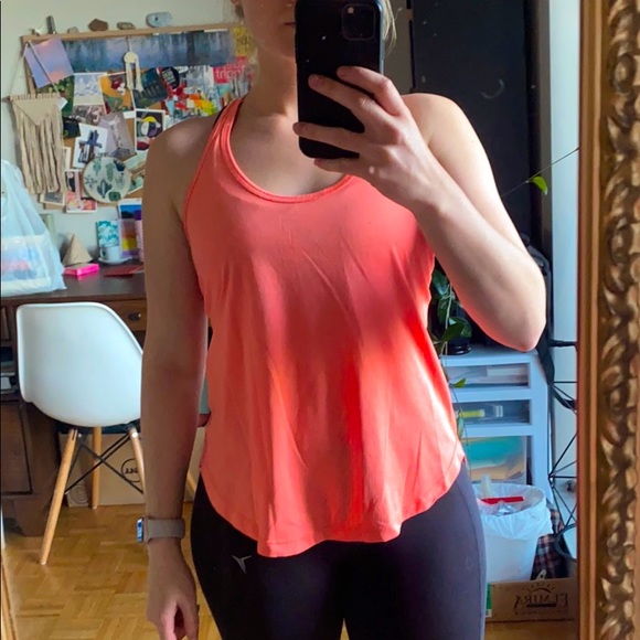 Workout Tank - Picture 3 of 3